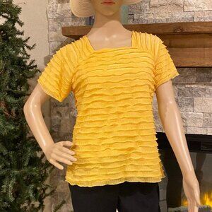 TANJAY Women's Size S Petite Short Sleeve Shirt V-Neck Polyester Yellow Ruffles